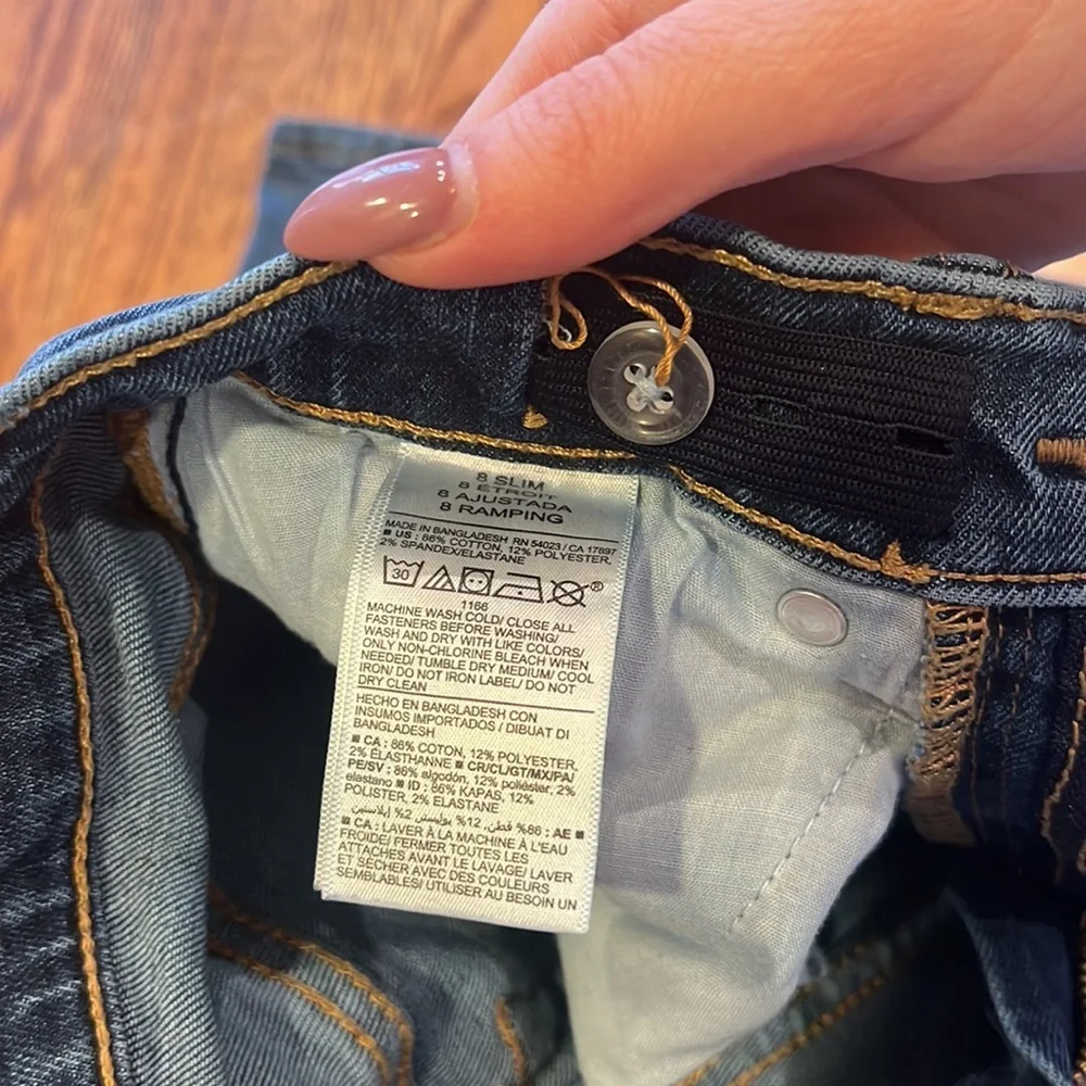 Old Navy Girl’s Blue Slim Built In Tough Jeans Size 8